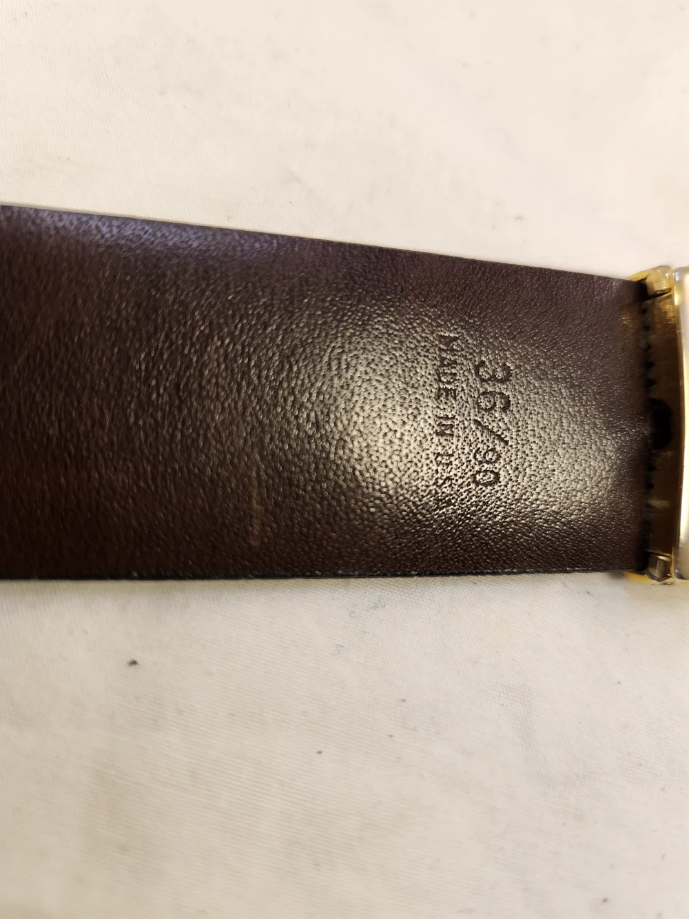 PIERRE CARDIN REVERSIBLE Brown Croc-Embossed Leather Belt with Gold Buckle
